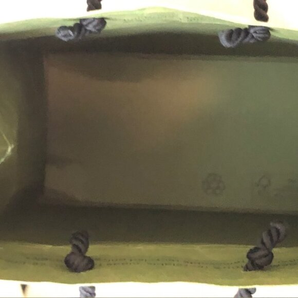 GUCCI Gift Present Set - Textured Green Logo Magnetic Box, Dust Bag & Gi… - Picture 9 of 17